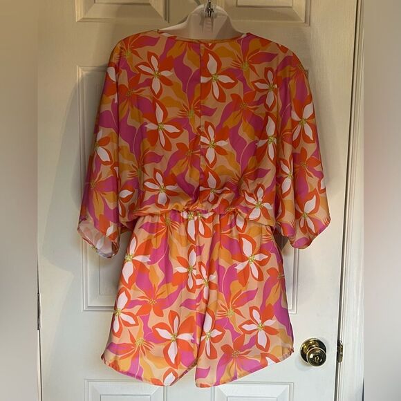 Pink Lily Floral Romper in Pink and Orange Sz Small - Picture 3 of 7